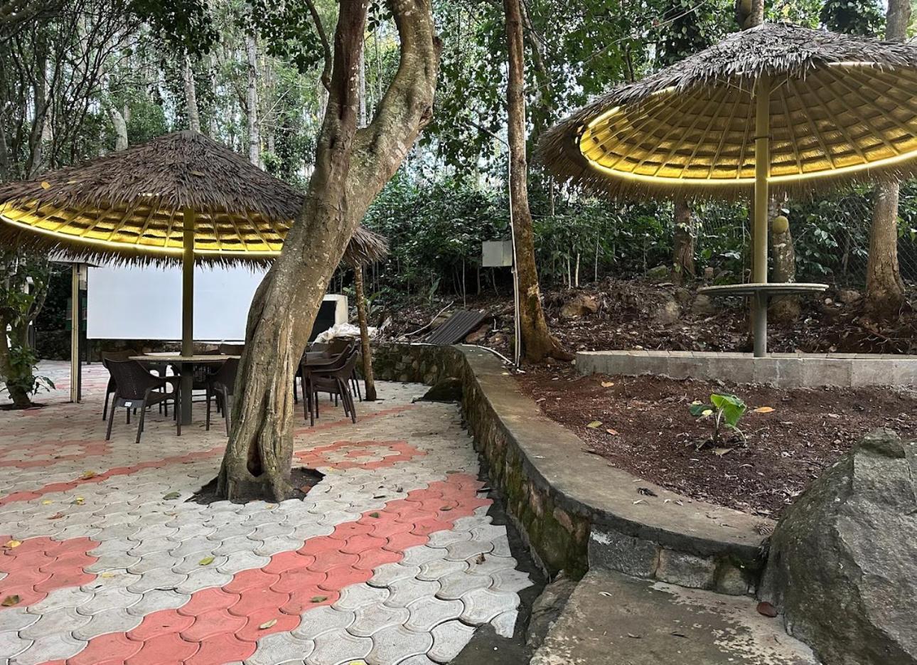Hotel 100 Oaks Estate Yercaud Exterior foto